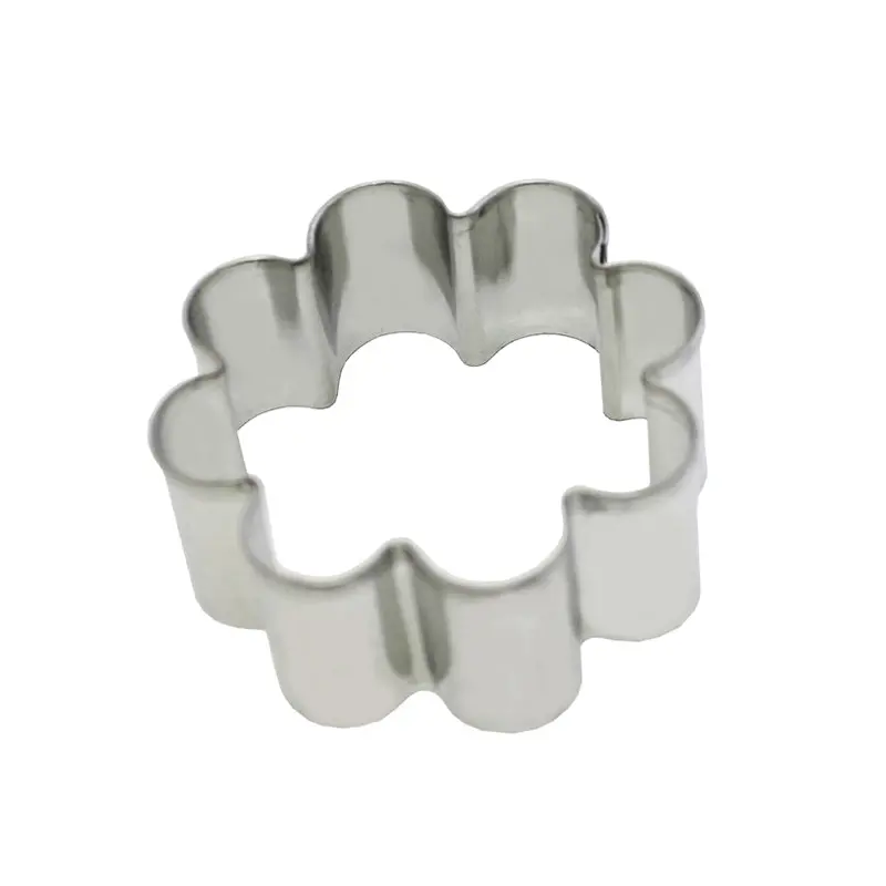 Decorative Flower-Embossed Pastry Ring Base – 8 Cm Ø × 3 Cm 1