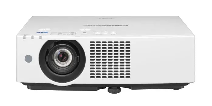 Panasonic Pt-Vmz51Sej Wuxga Laser Projector — 5,200 Lumens 1