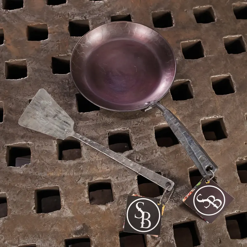 Sonora Compact Cookware Bundle: Small Pan + Spatula 1