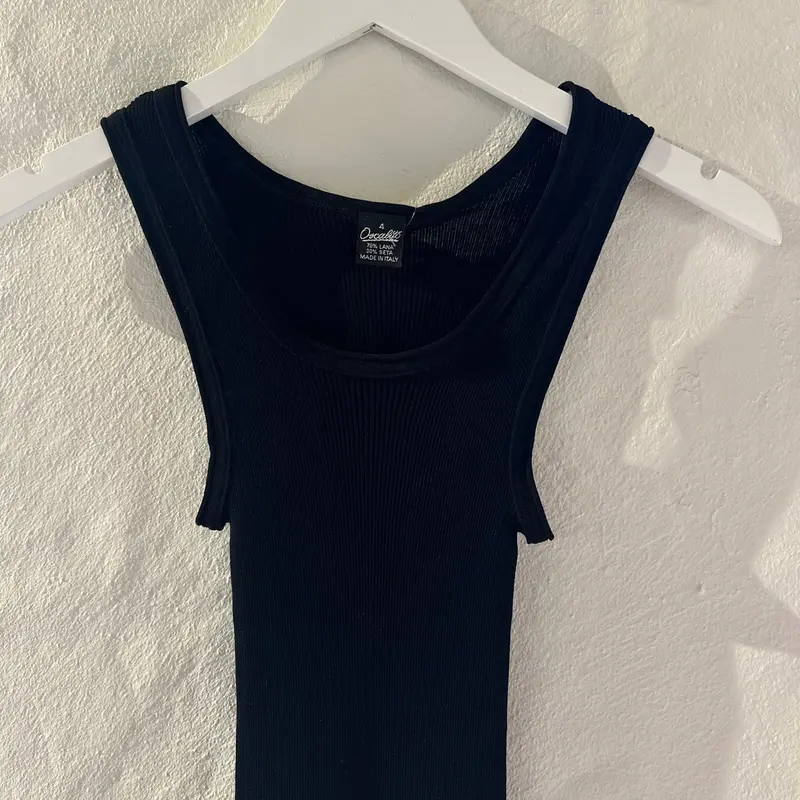Uld & Silke Black Ribbed Tank Top, Style 3442 1