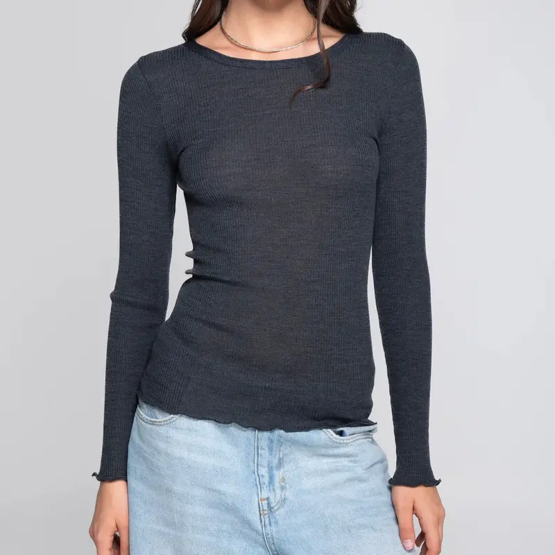 Uld & Silke Long-Sleeve Ribbed Blouse In Dark Grey 1